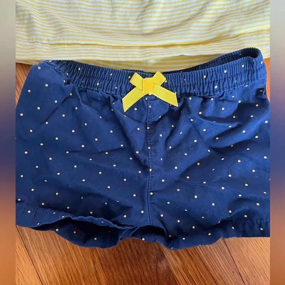 Carters outfit - Picture 3 of 3
